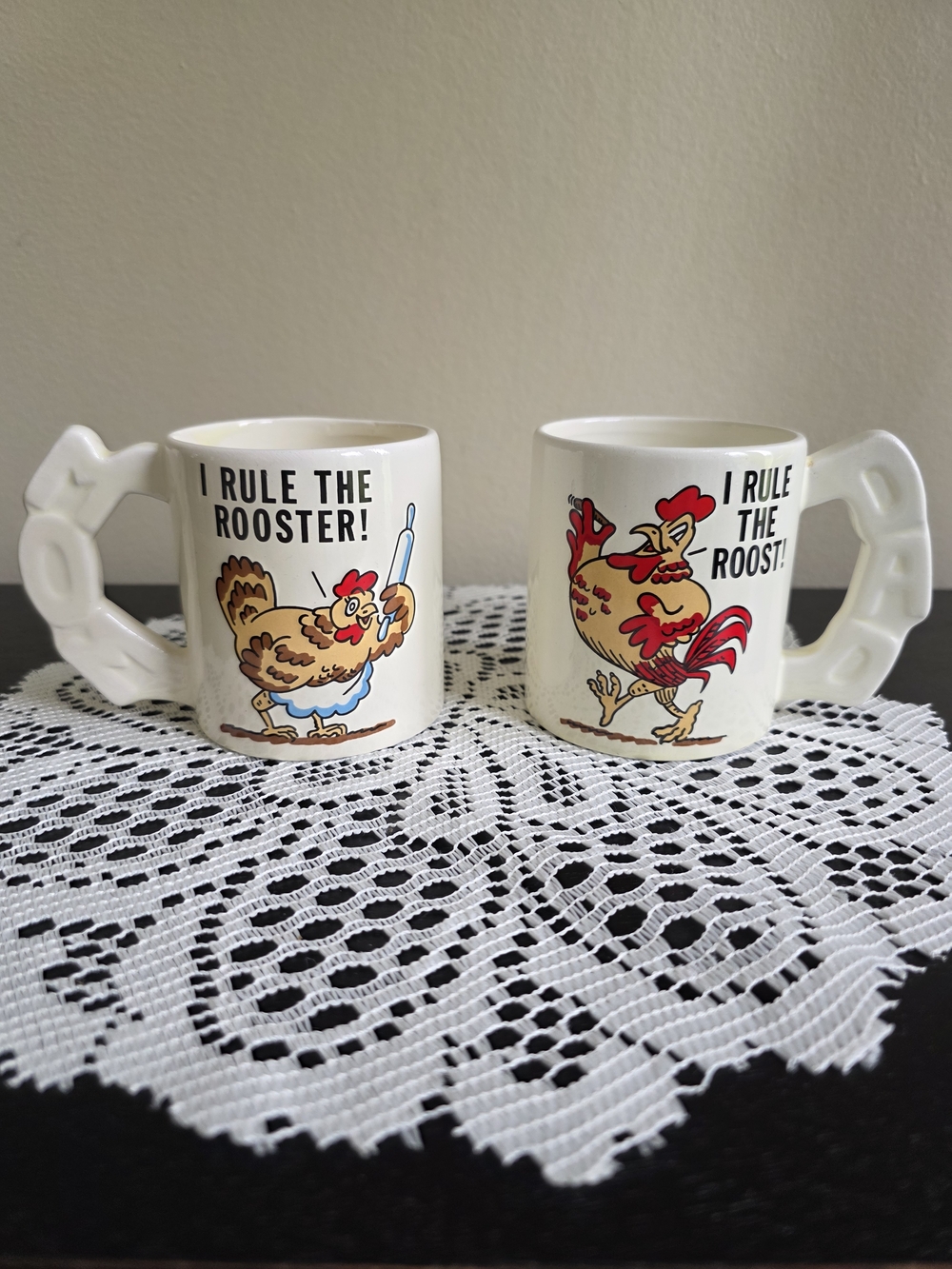 Set of 2 Vintage White Rooster Mug Cups - I Rule The Rooster
